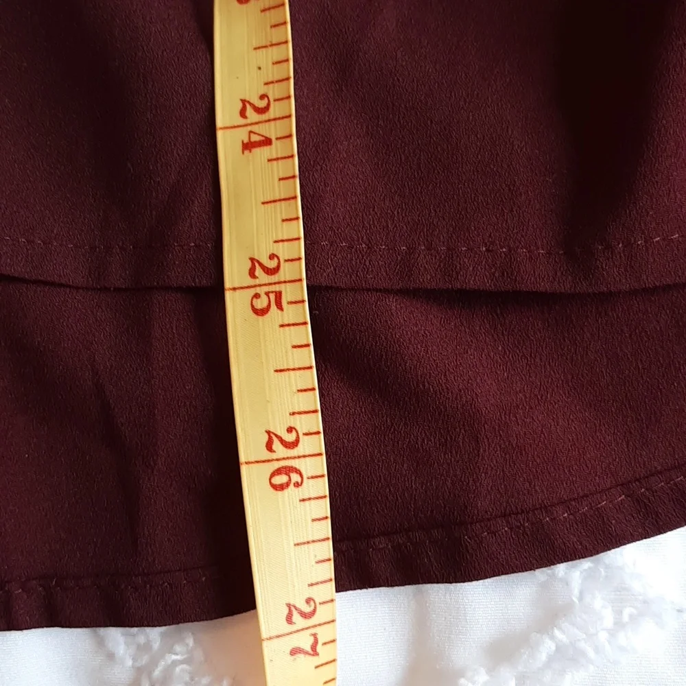 Old Navy blouse. long sleeved pull on .  Size Medium.  Burgundy. - Picture 12 of 13